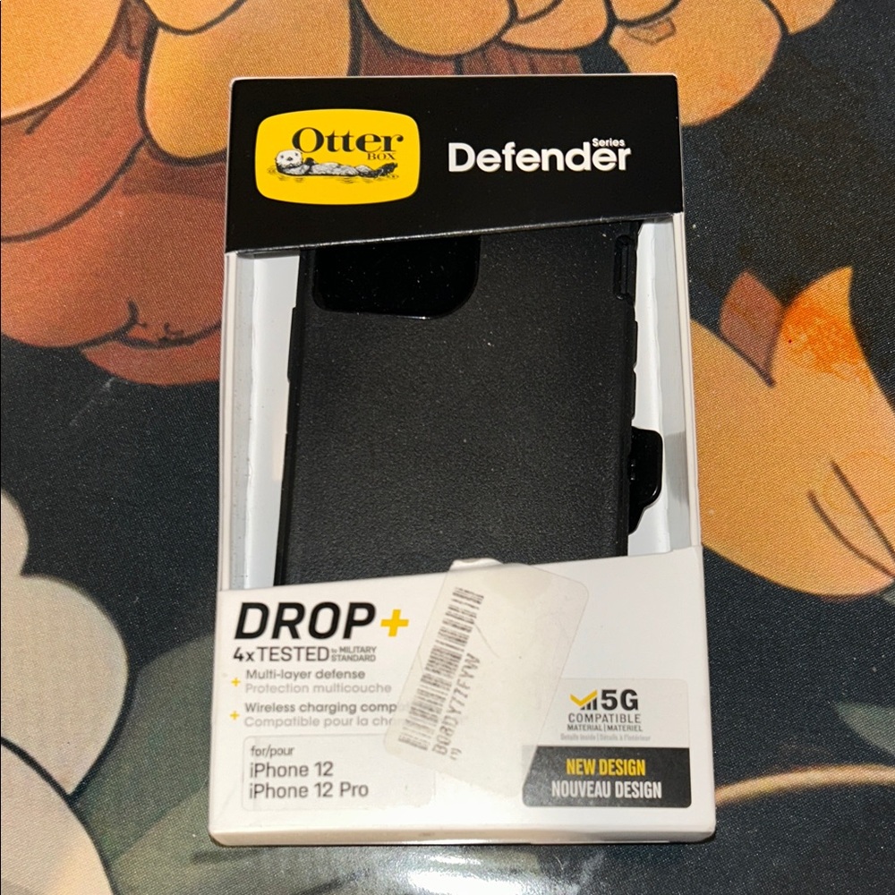 OtterBox Defender Series Black Case for iPhone 12/12 Pro